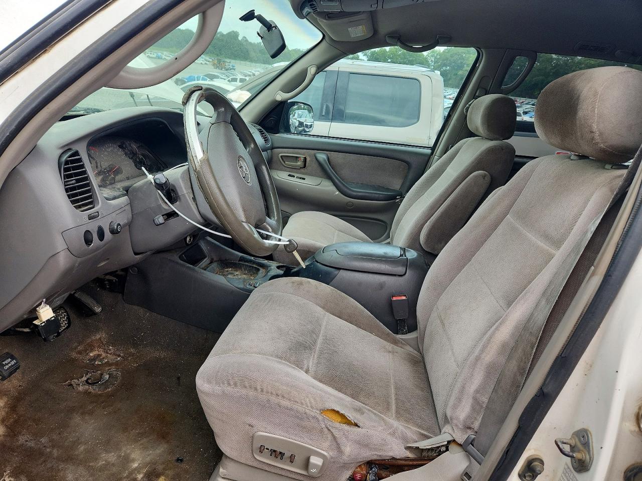 2003 TOYOTA SEQUOIA