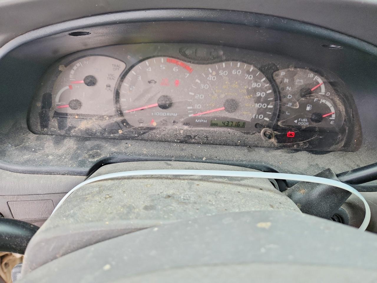 2003 TOYOTA SEQUOIA