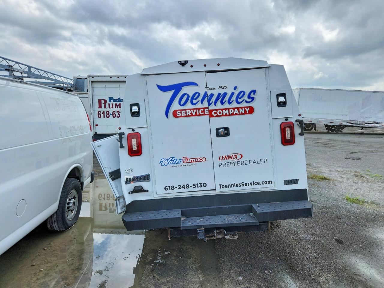 2024 CHEVROLET EXPRESS
