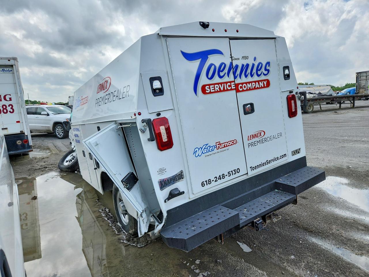 2024 CHEVROLET EXPRESS
