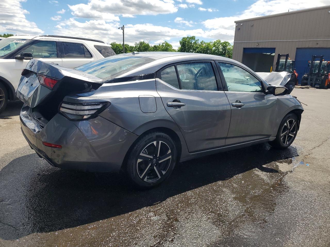 2025 NISSAN SENTRA
