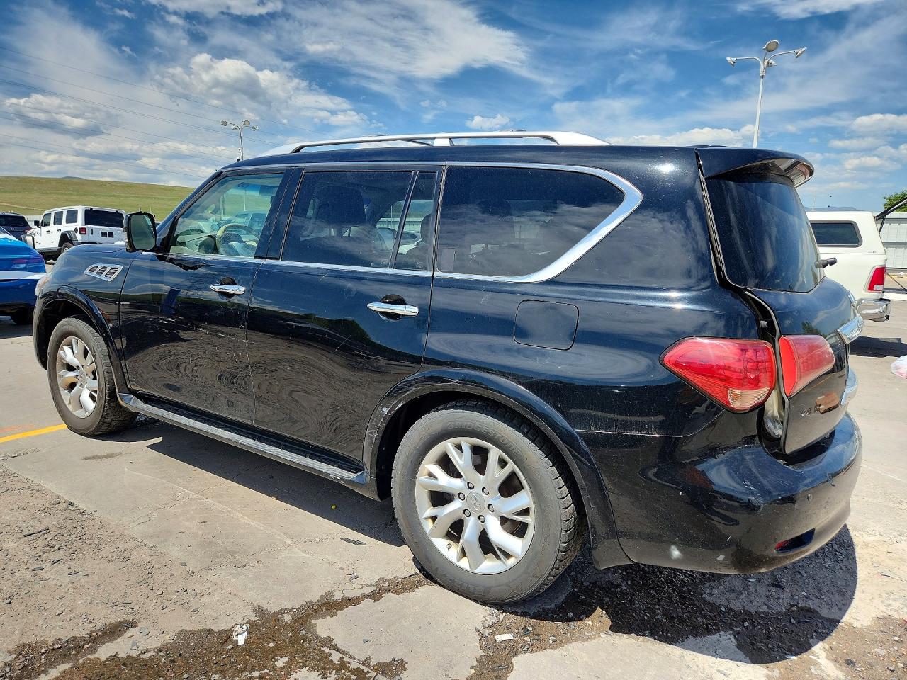 2013 INFINITI QX56