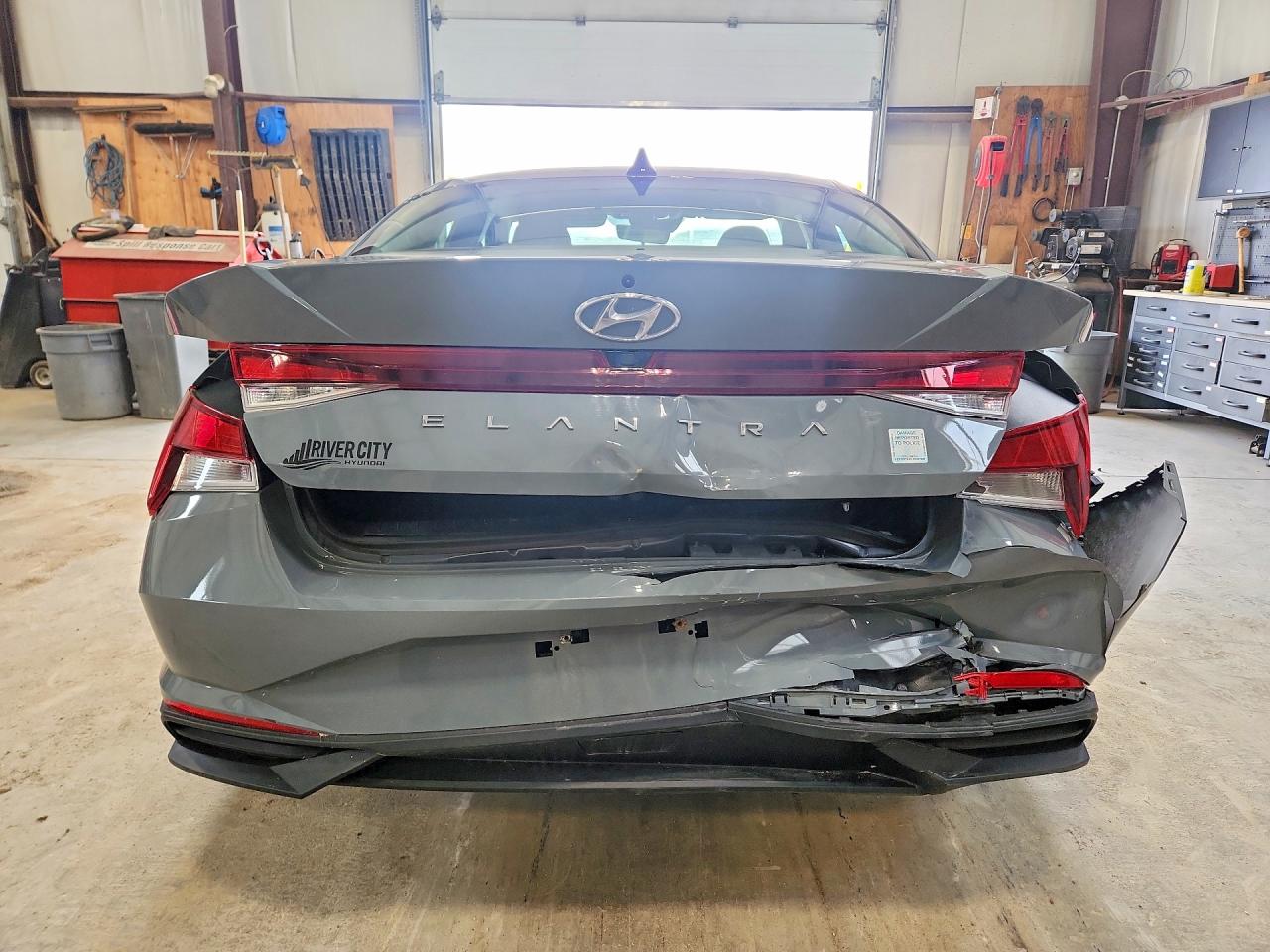 2022 HYUNDAI ELANTRA