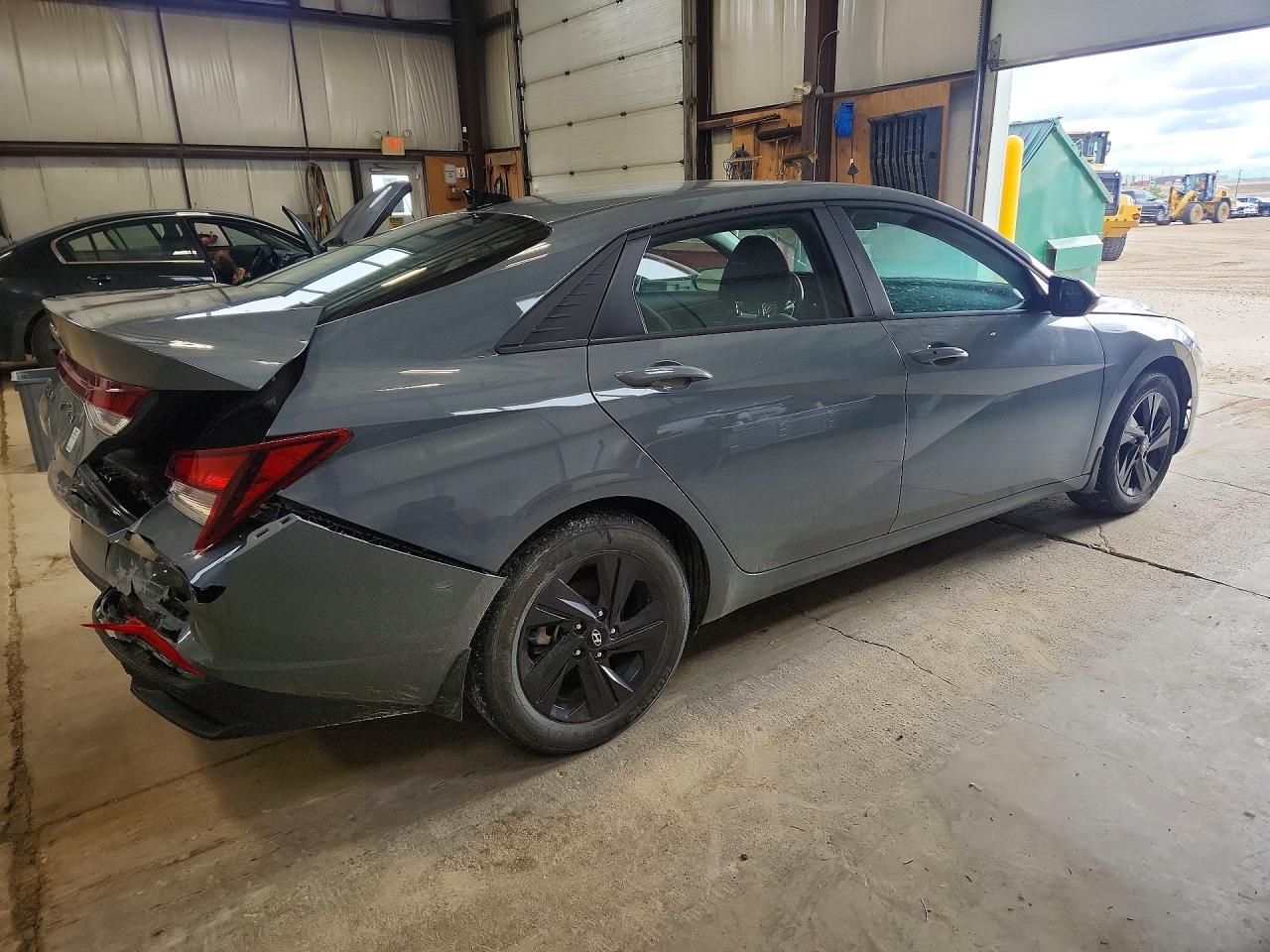 2022 HYUNDAI ELANTRA