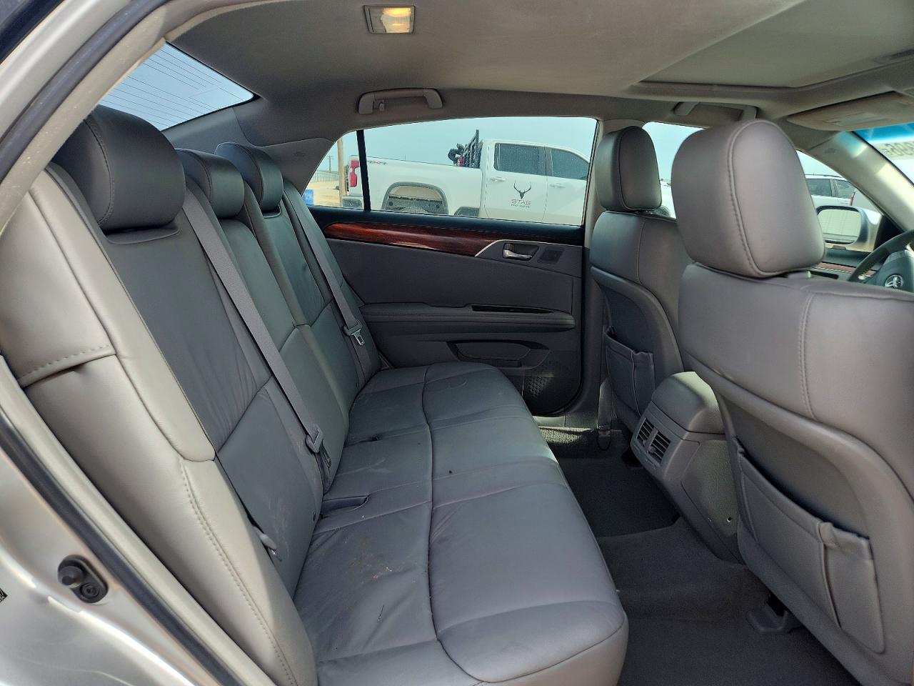 2009 TOYOTA AVALON
