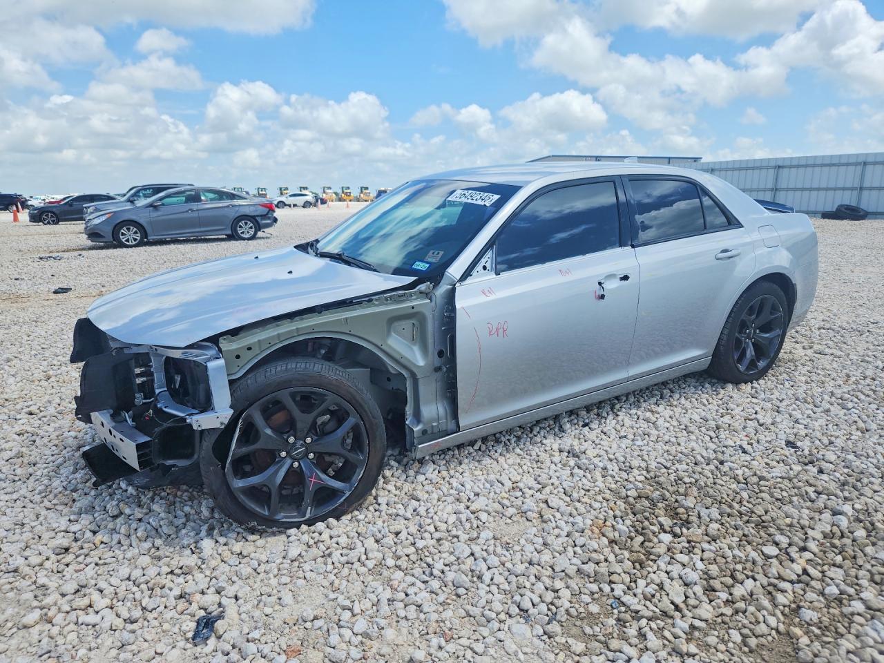 2020 CHRYSLER 300