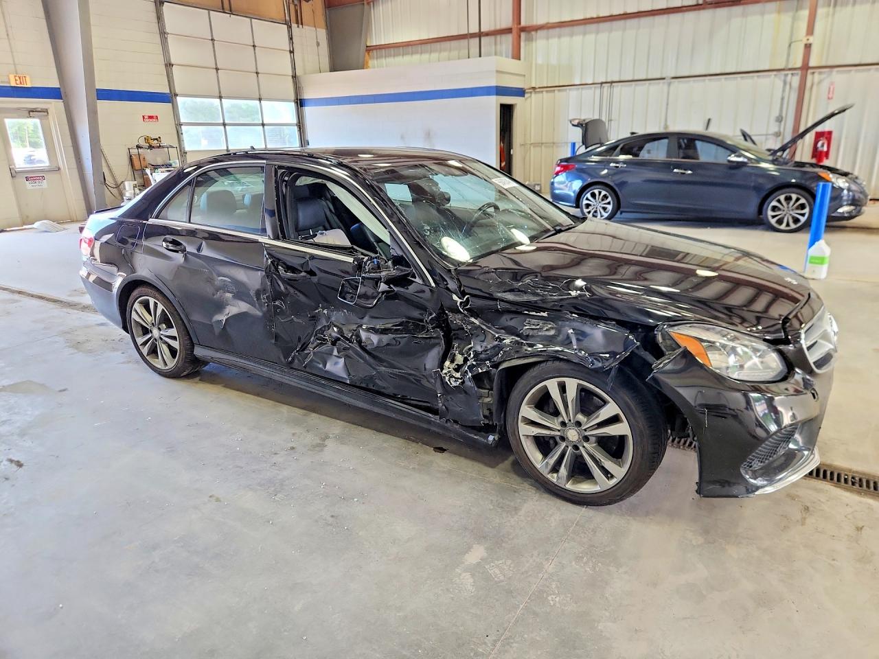 2016 MERCEDES-BENZ E-CLASS