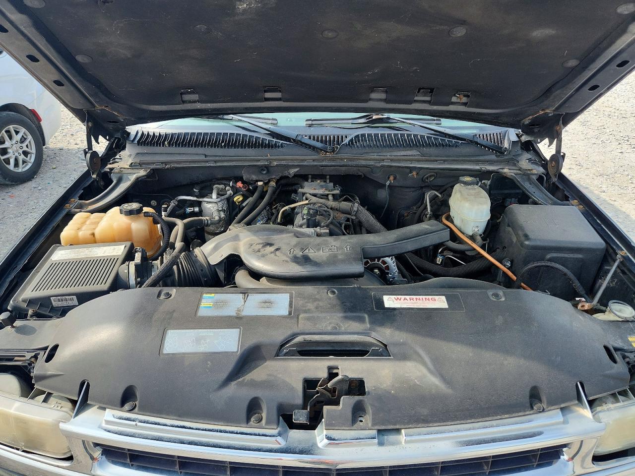 2004 CHEVROLET TAHOE