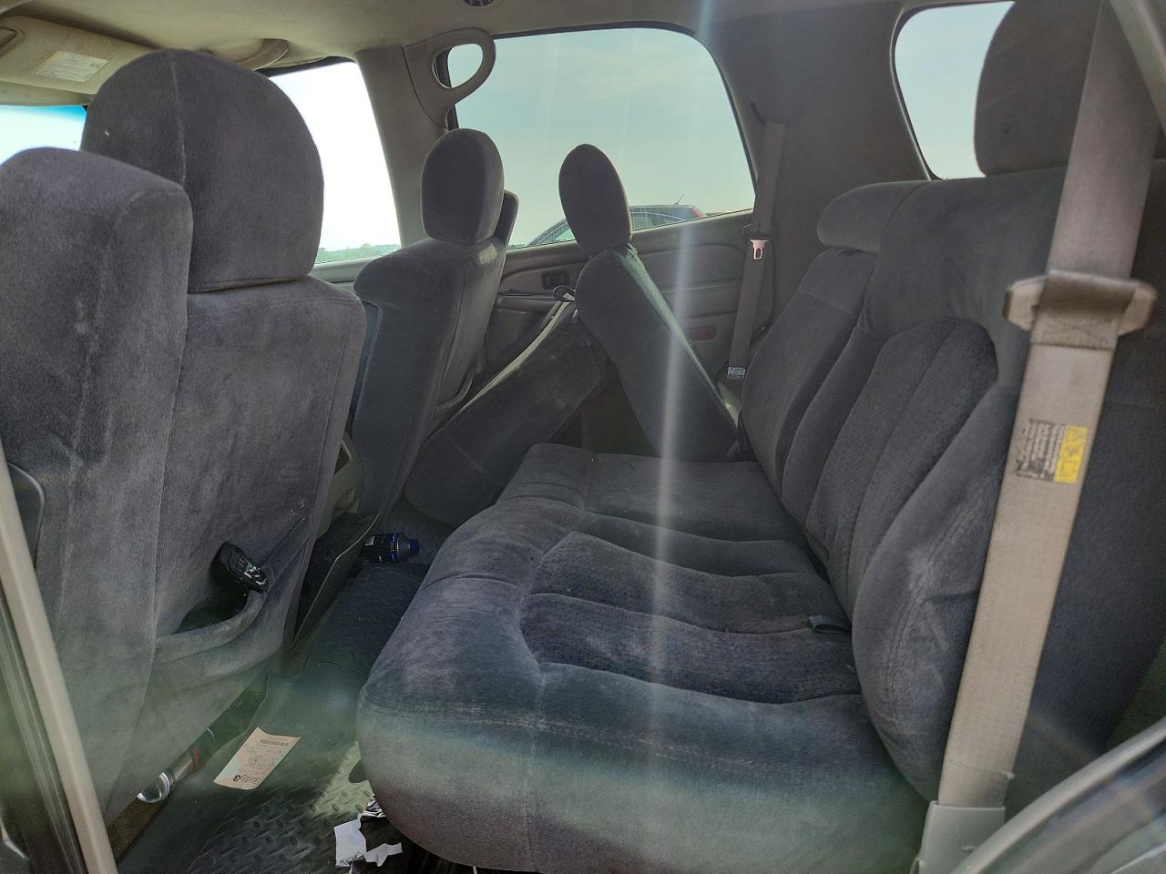 2004 CHEVROLET TAHOE