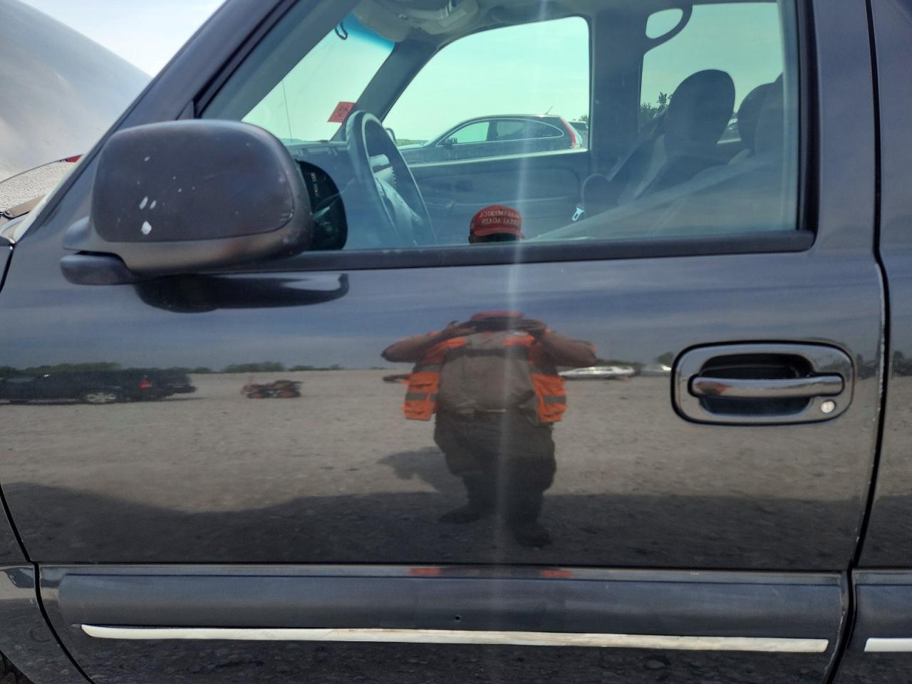 2004 CHEVROLET TAHOE