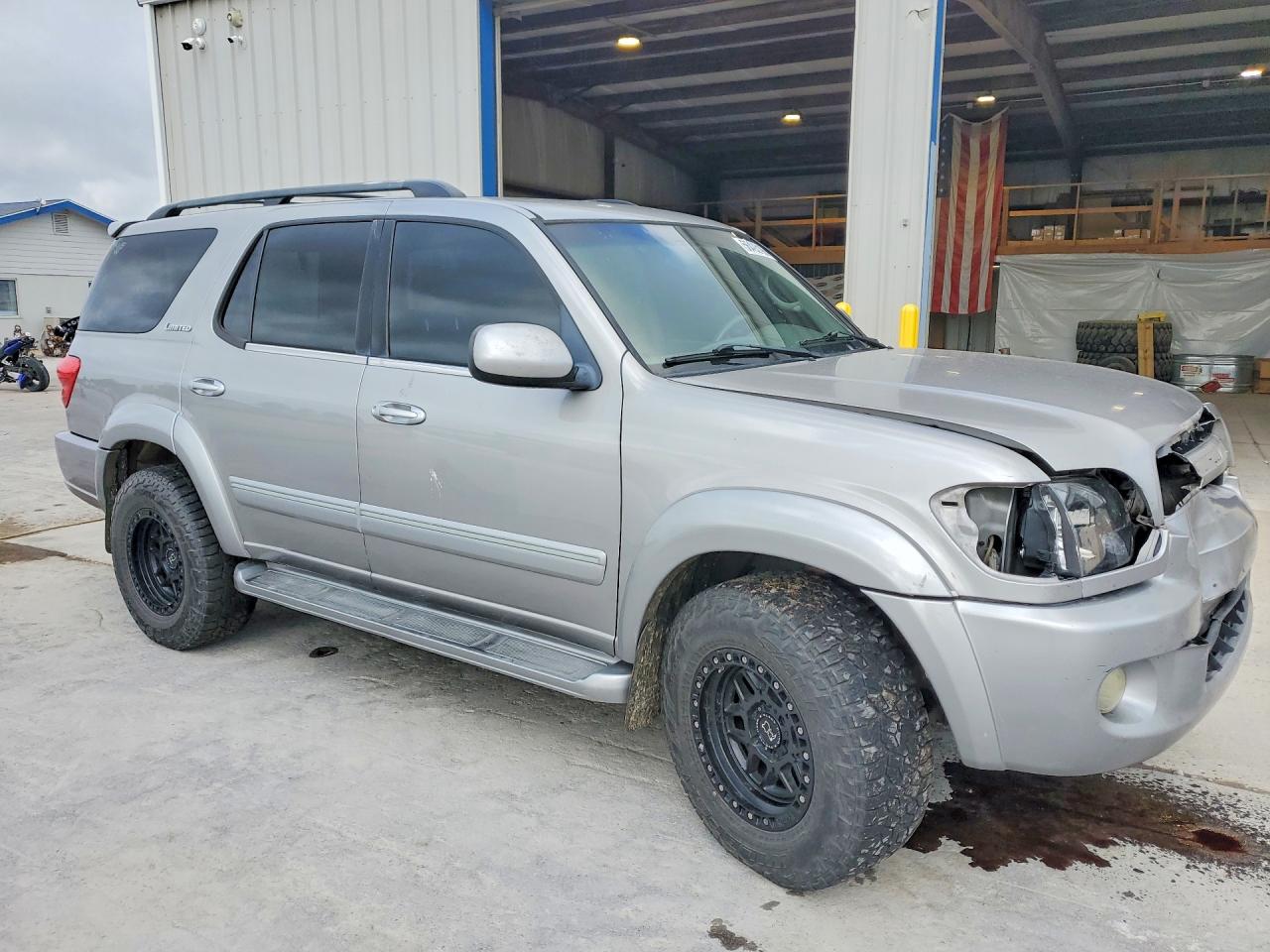 2005 TOYOTA SEQUOIA