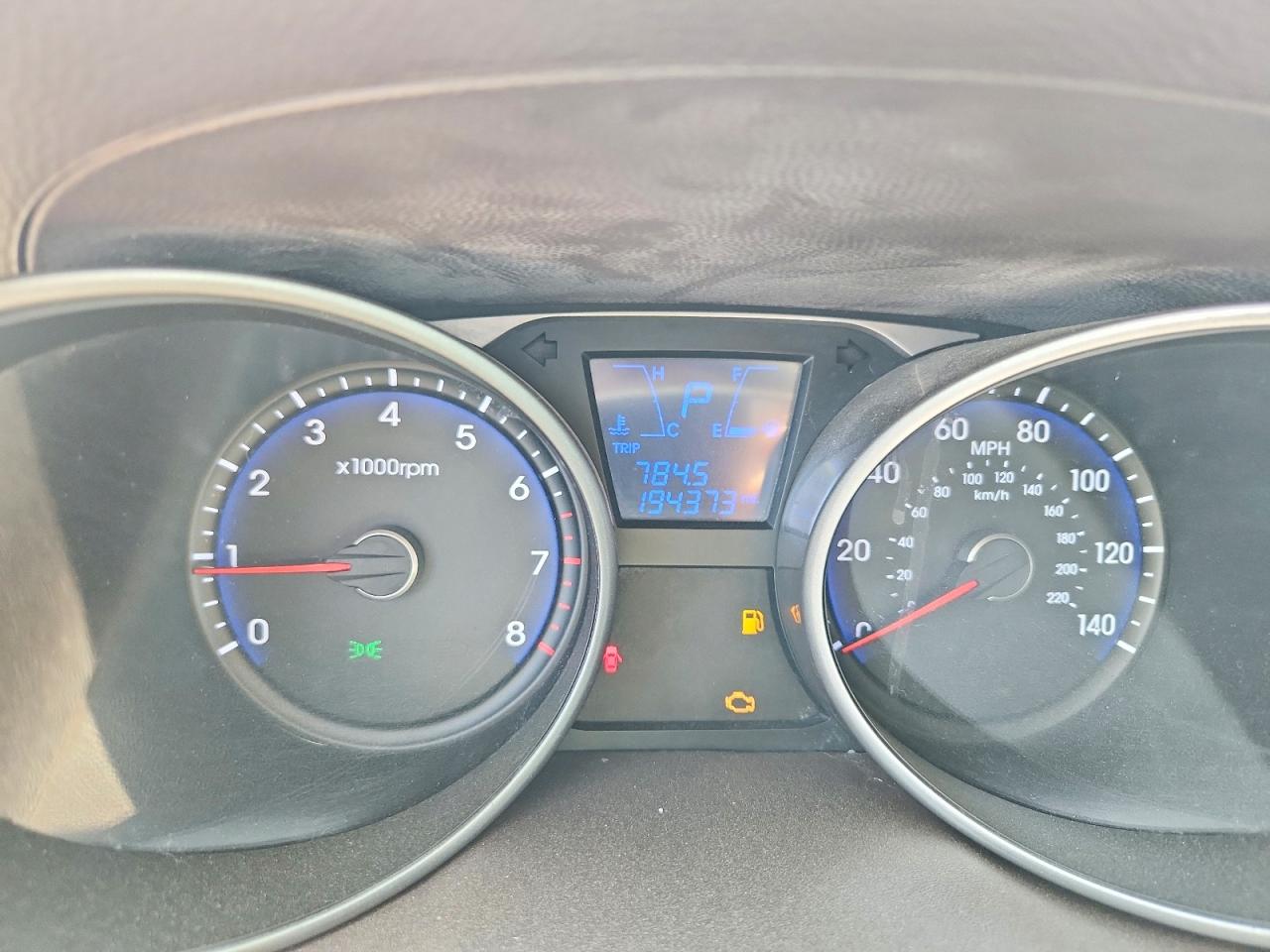 2012 HYUNDAI TUCSON