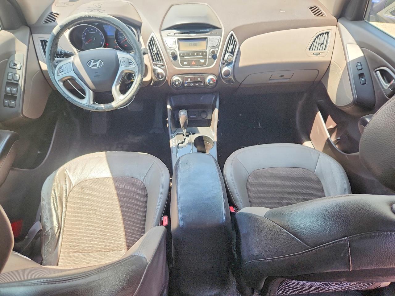 2012 HYUNDAI TUCSON