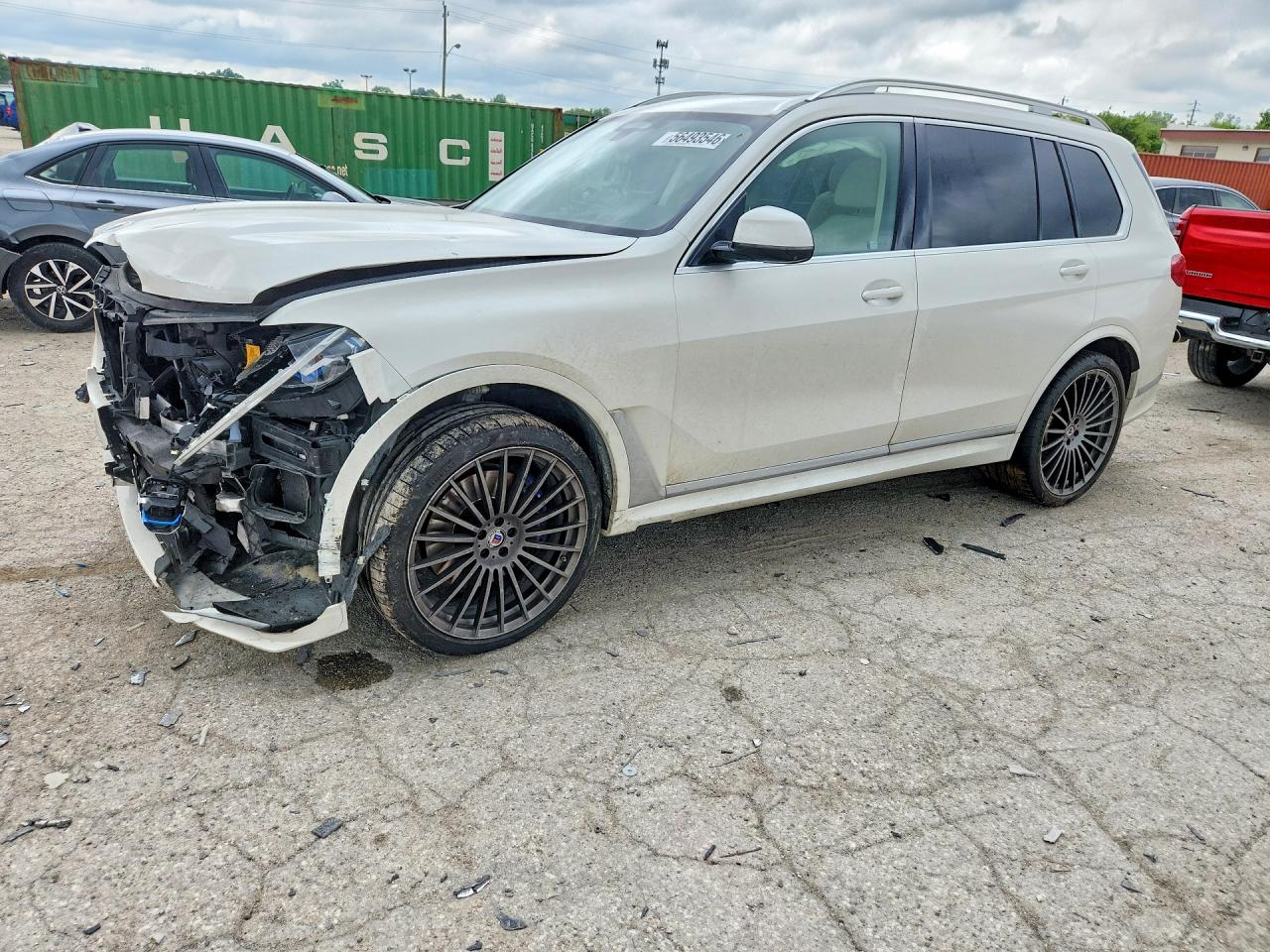 2022 BMW X7
