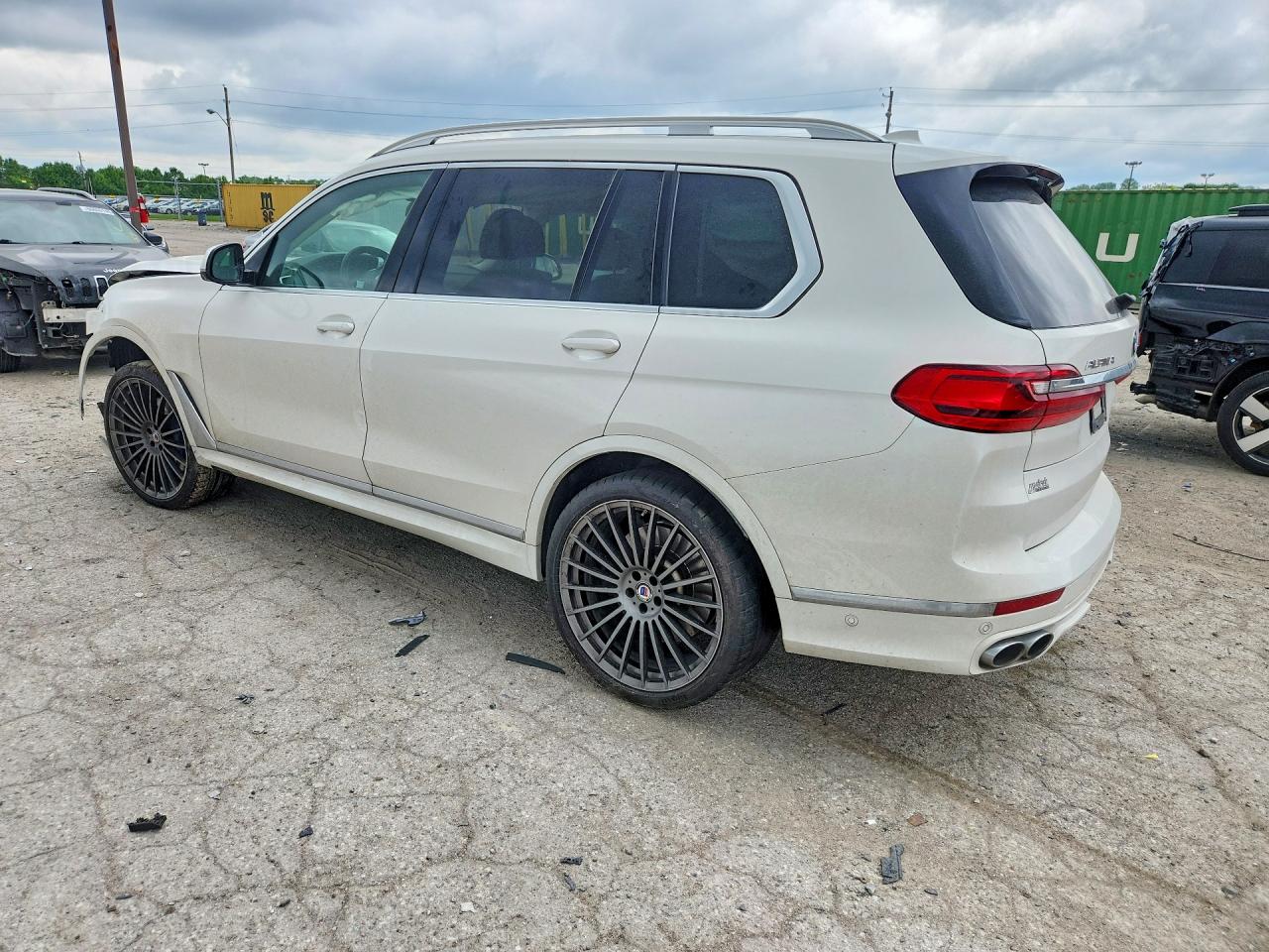 2022 BMW X7