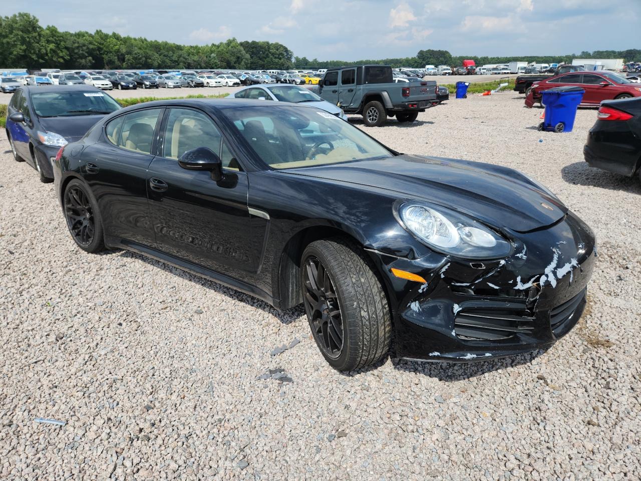 2015 PORSCHE PANAMERA