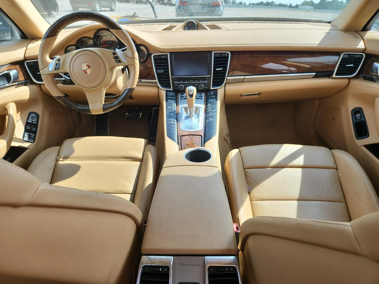2015 PORSCHE PANAMERA