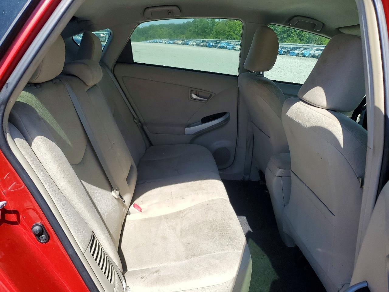 2015 TOYOTA PRIUS