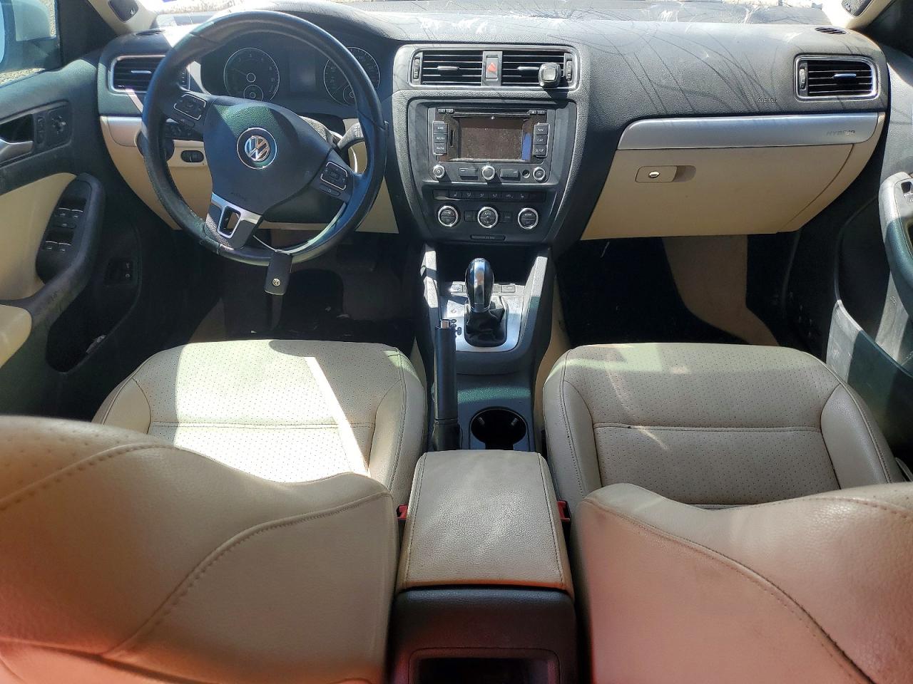 2013 VOLKSWAGEN JETTA