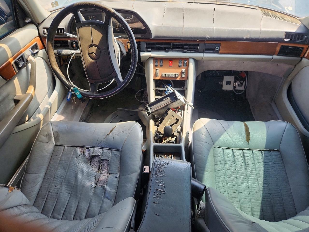 1986 MERCEDES-BENZ S-CLASS