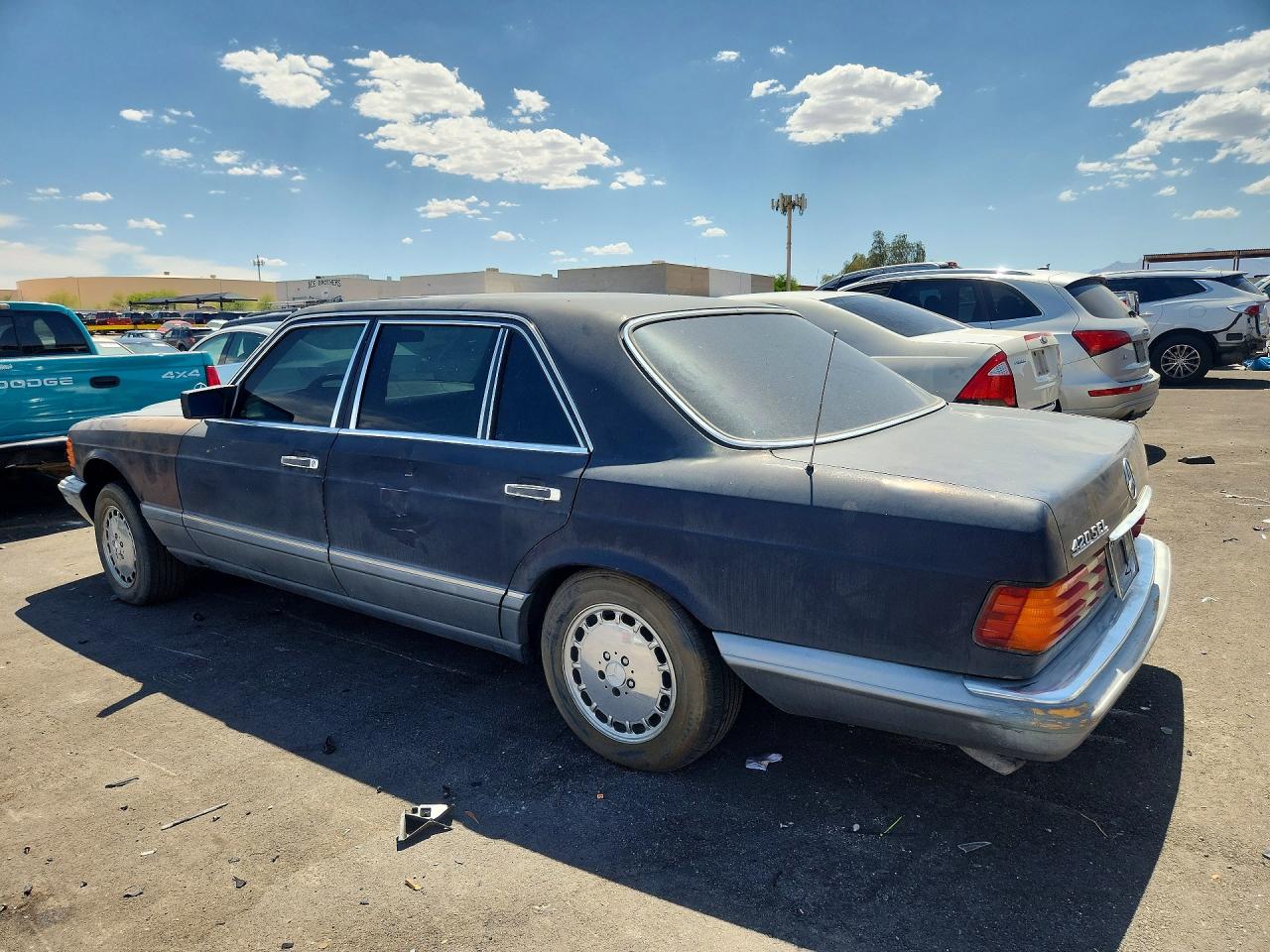 1986 MERCEDES-BENZ S-CLASS