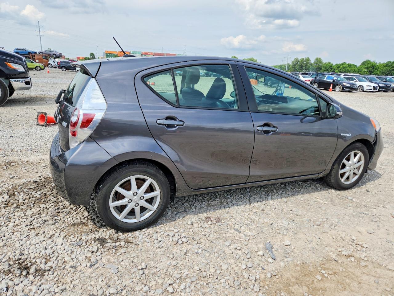 2013 TOYOTA PRIUS