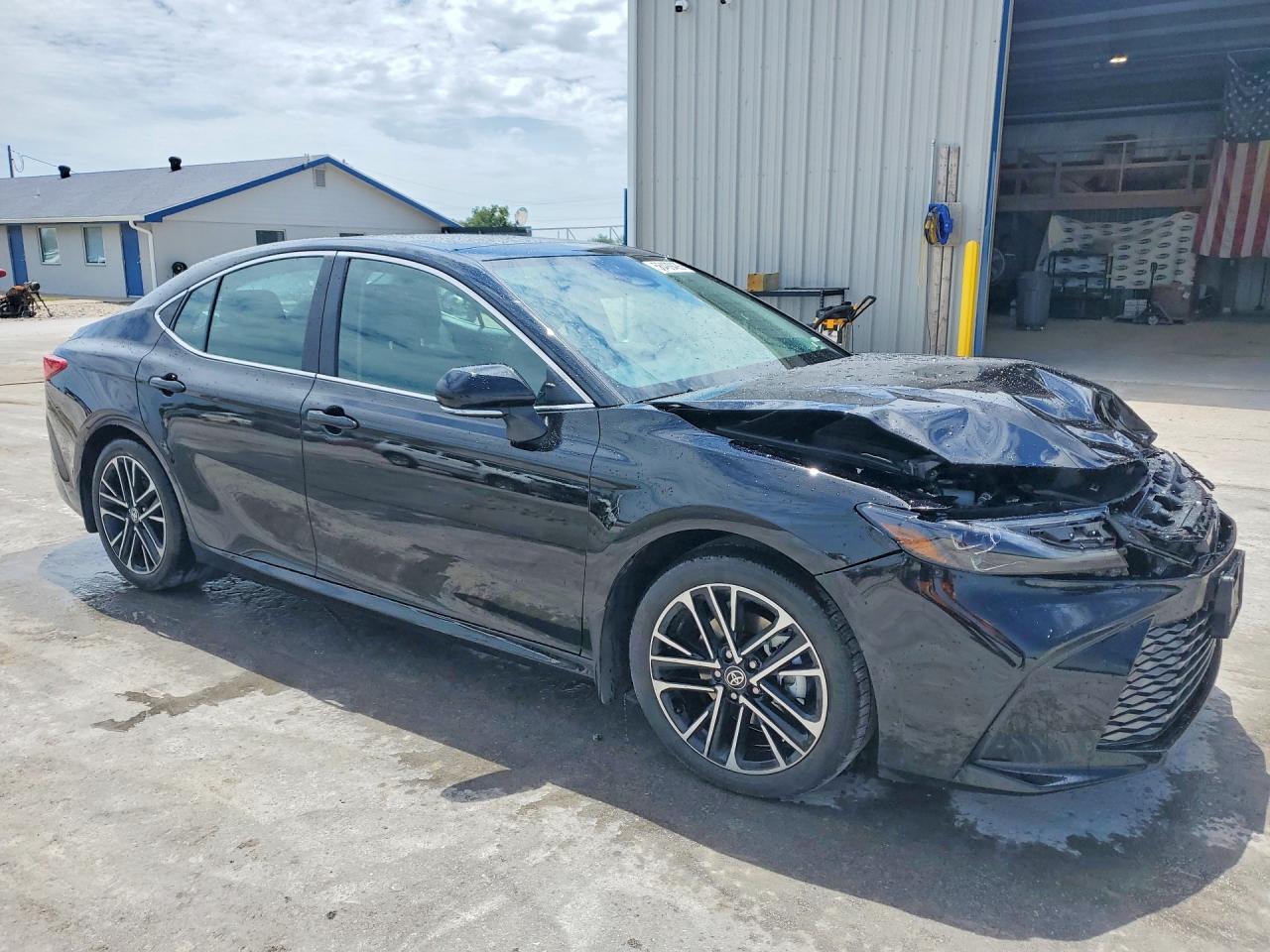 2026 TOYOTA CAMRY