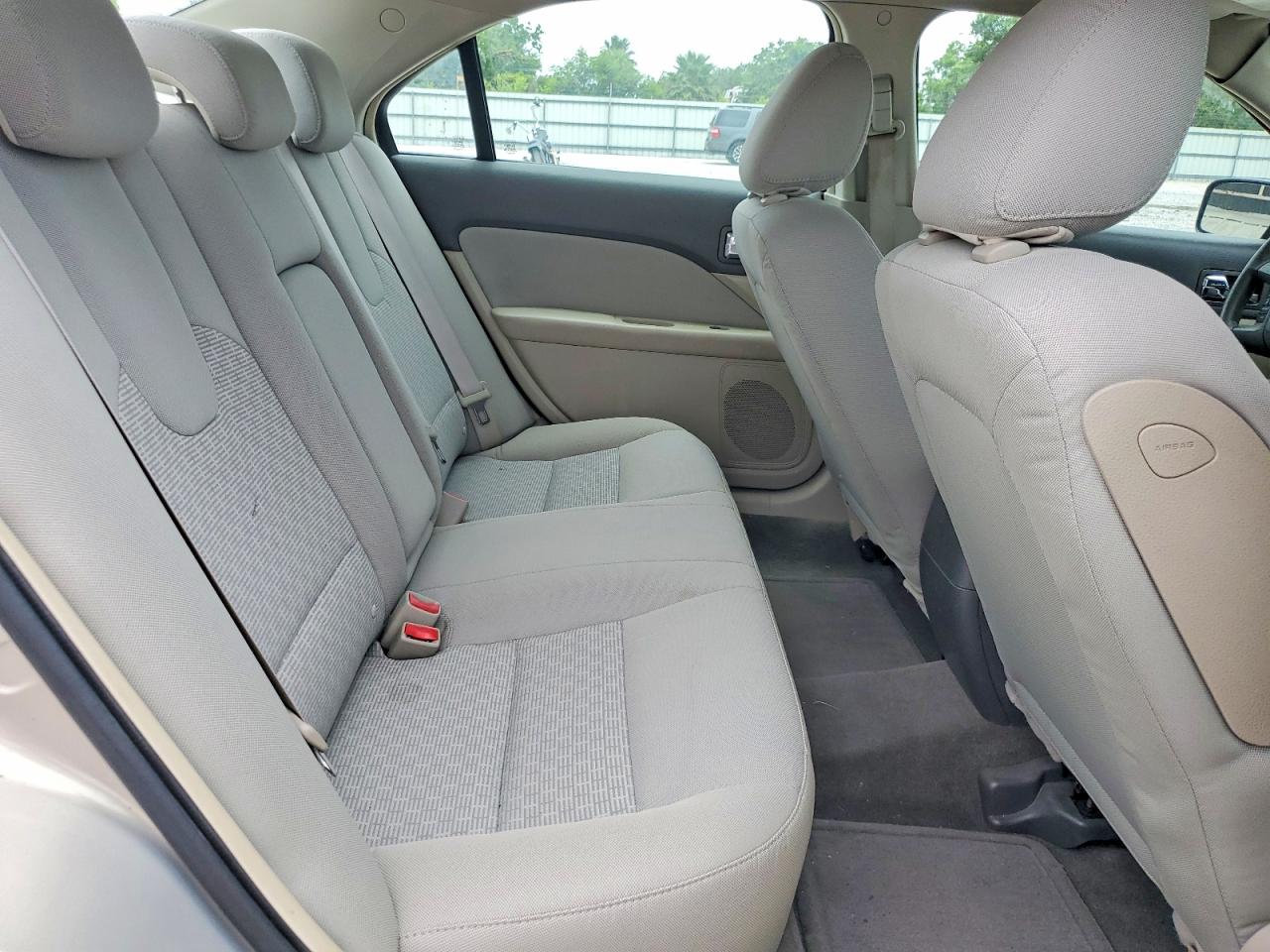 2010 FORD FUSION