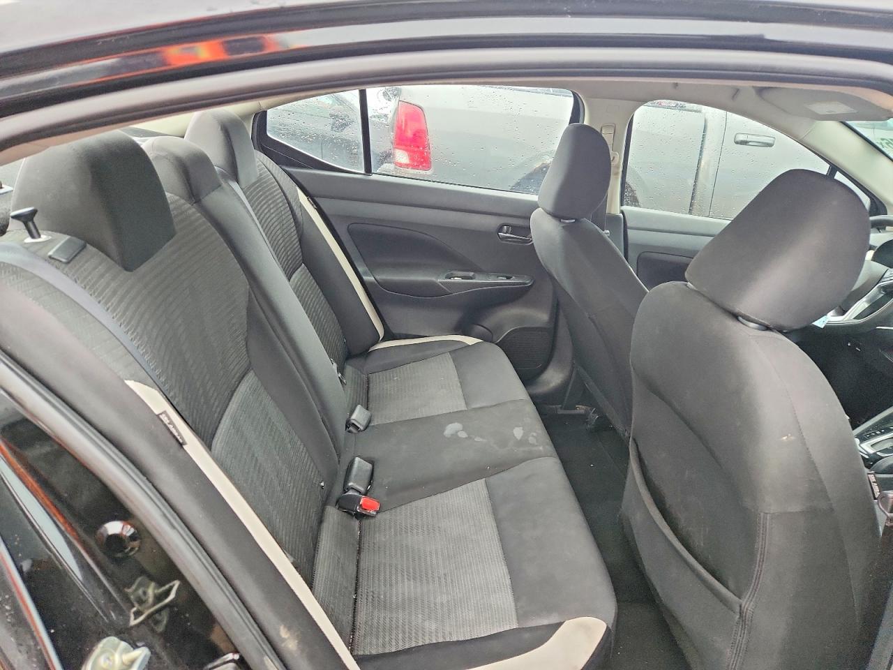 2021 NISSAN VERSA