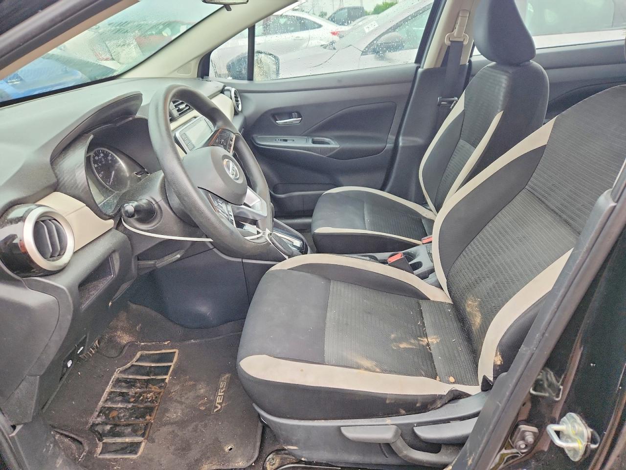 2021 NISSAN VERSA