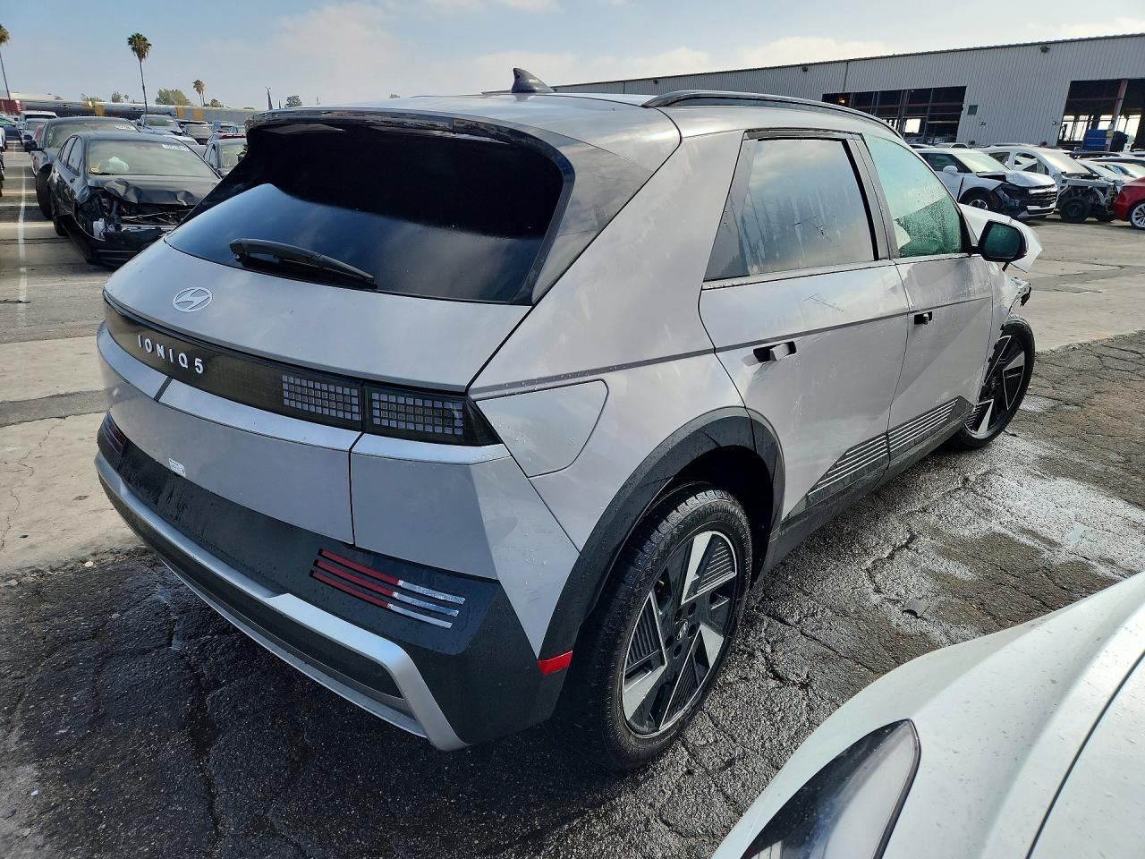 2025 HYUNDAI IONIQ