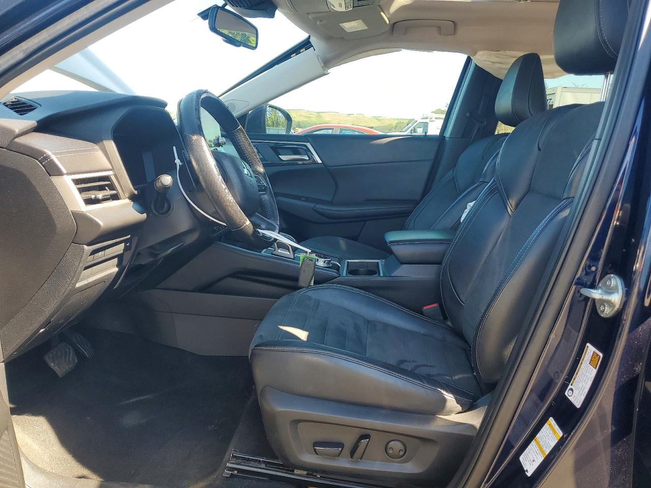 2022 MITSUBISHI OUTLANDER