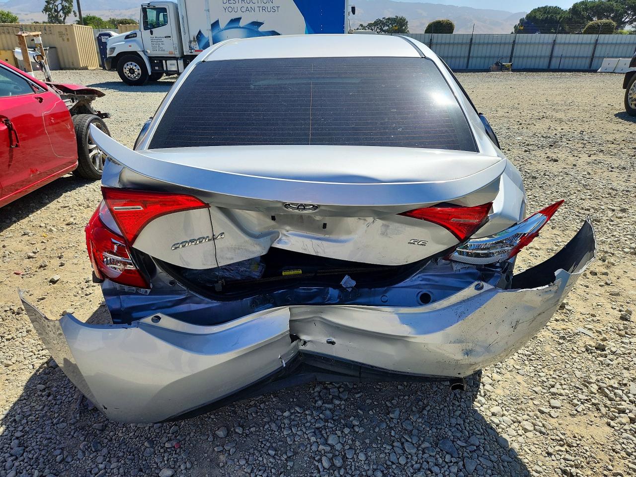 2019 TOYOTA COROLLA