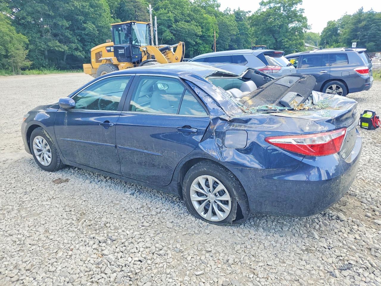 2017 TOYOTA CAMRY