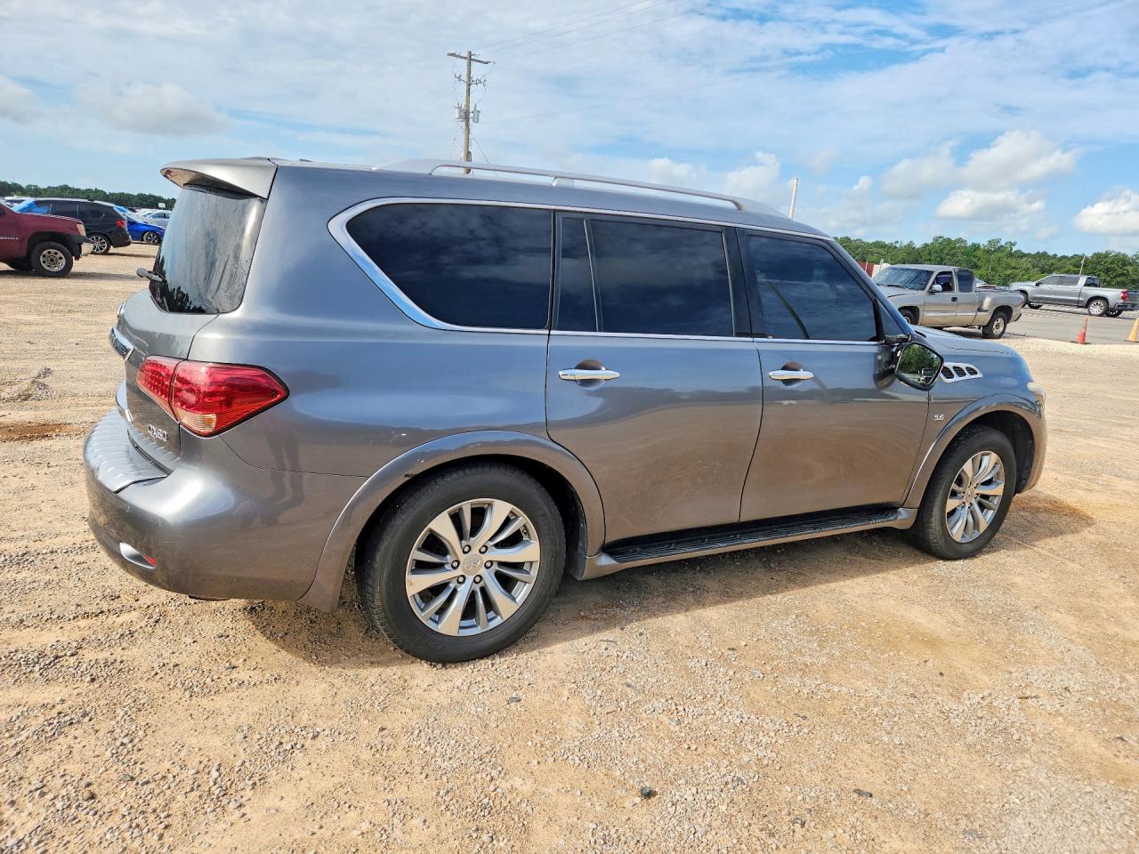 2016 INFINITI QX80