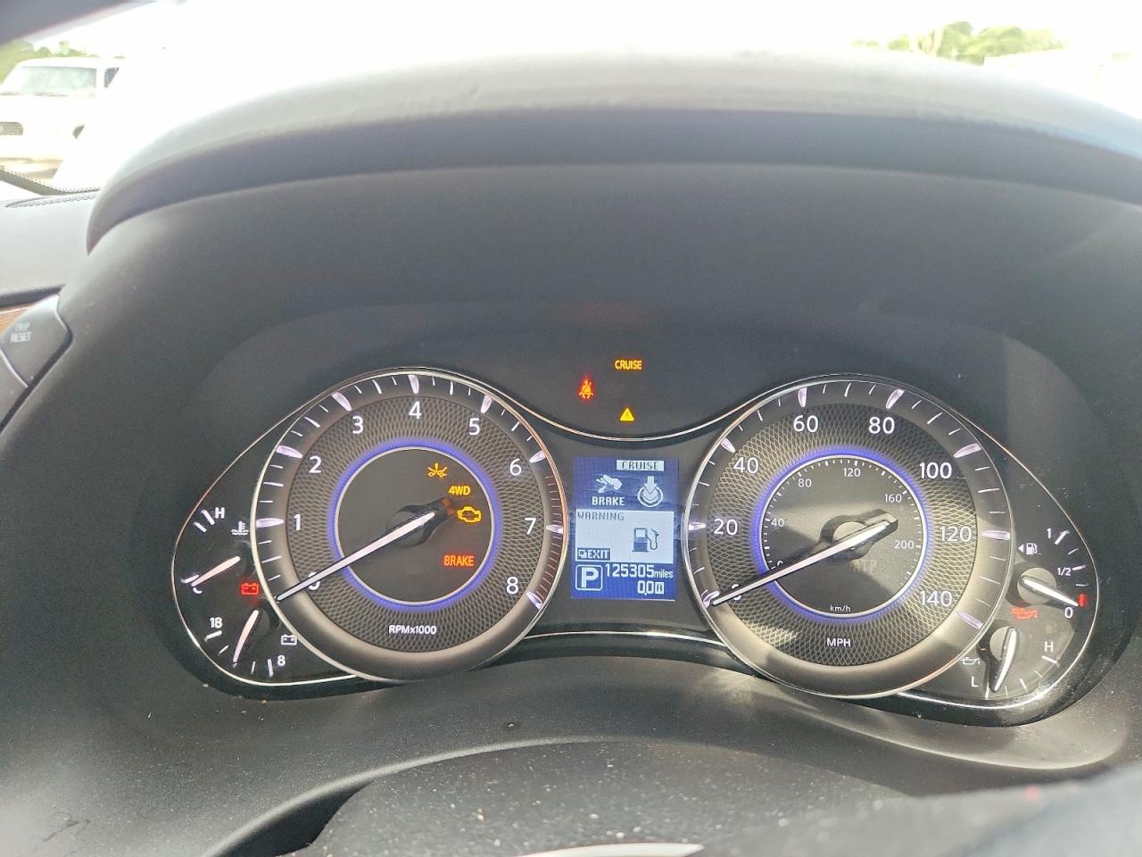 2016 INFINITI QX80