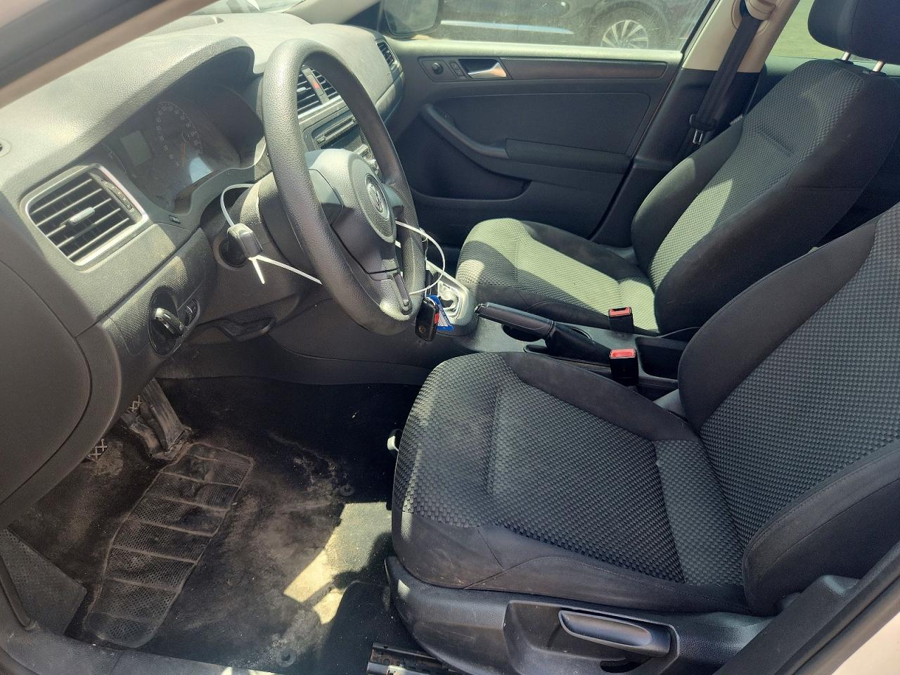 2012 VOLKSWAGEN JETTA
