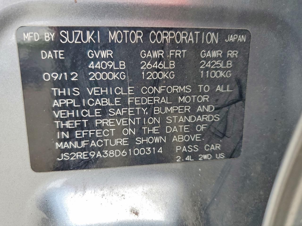 2013 SUZUKI KIZASHI