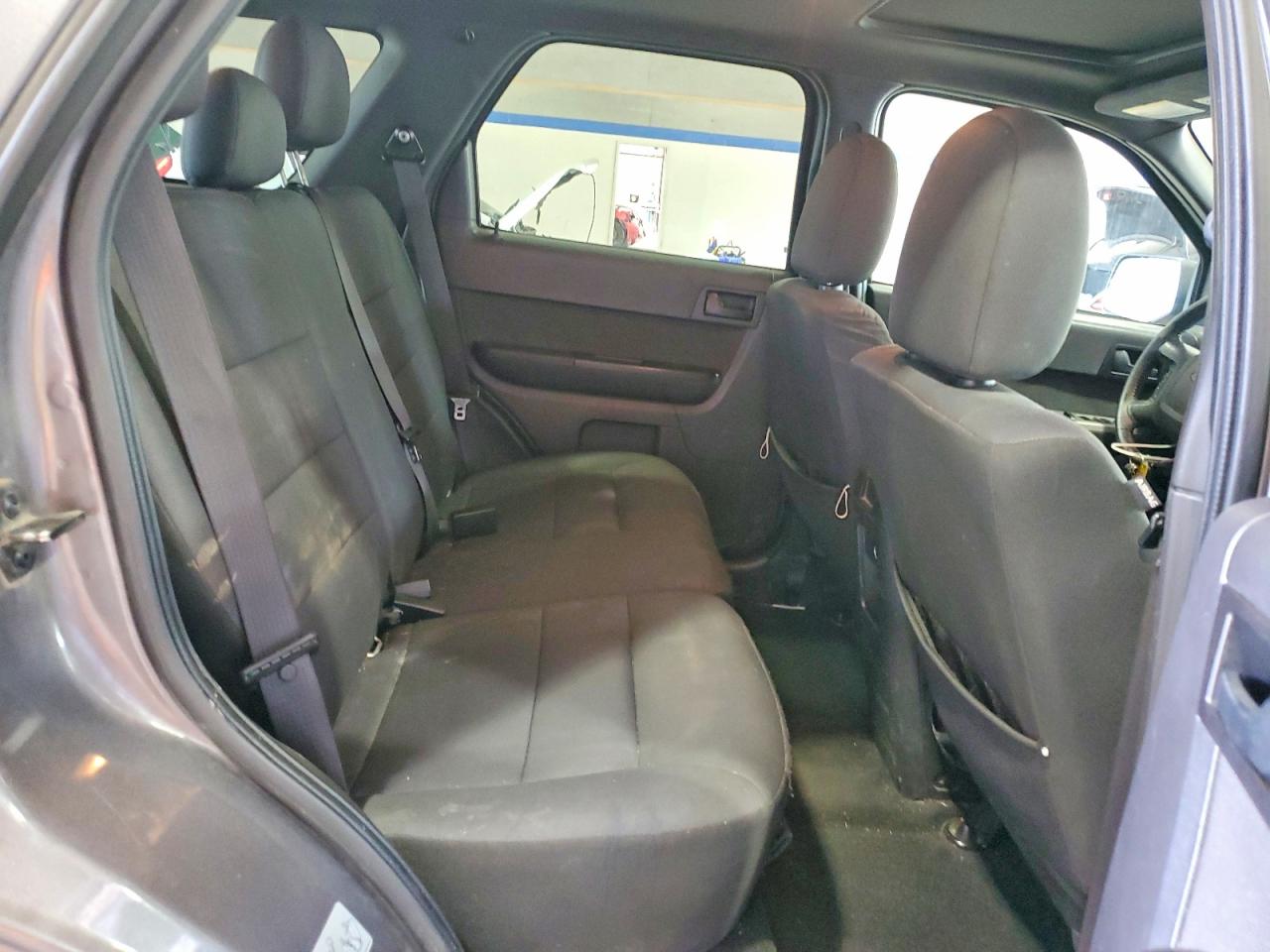 2011 FORD ESCAPE