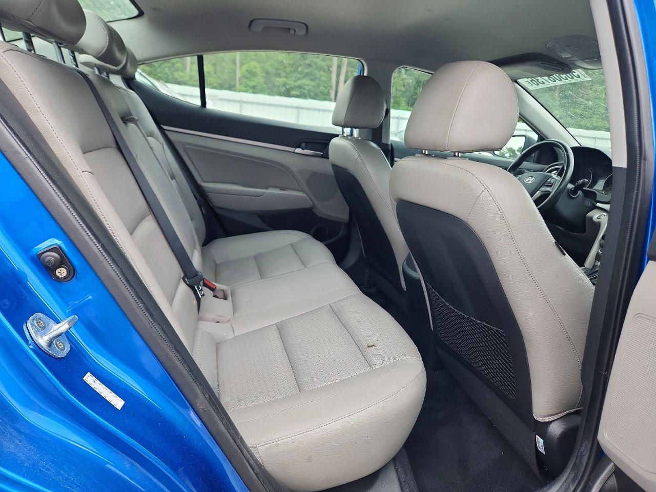2017 HYUNDAI ELANTRA