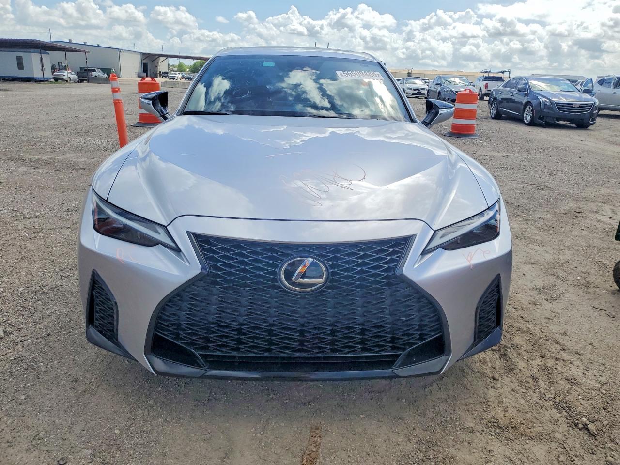 2025 LEXUS IS