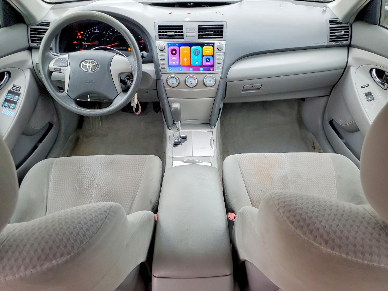 2011 TOYOTA CAMRY