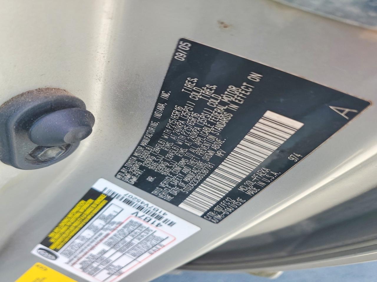 2006 TOYOTA SIENNA
