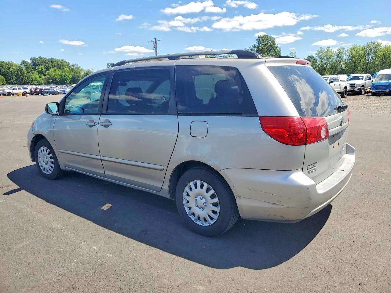 2006 TOYOTA SIENNA