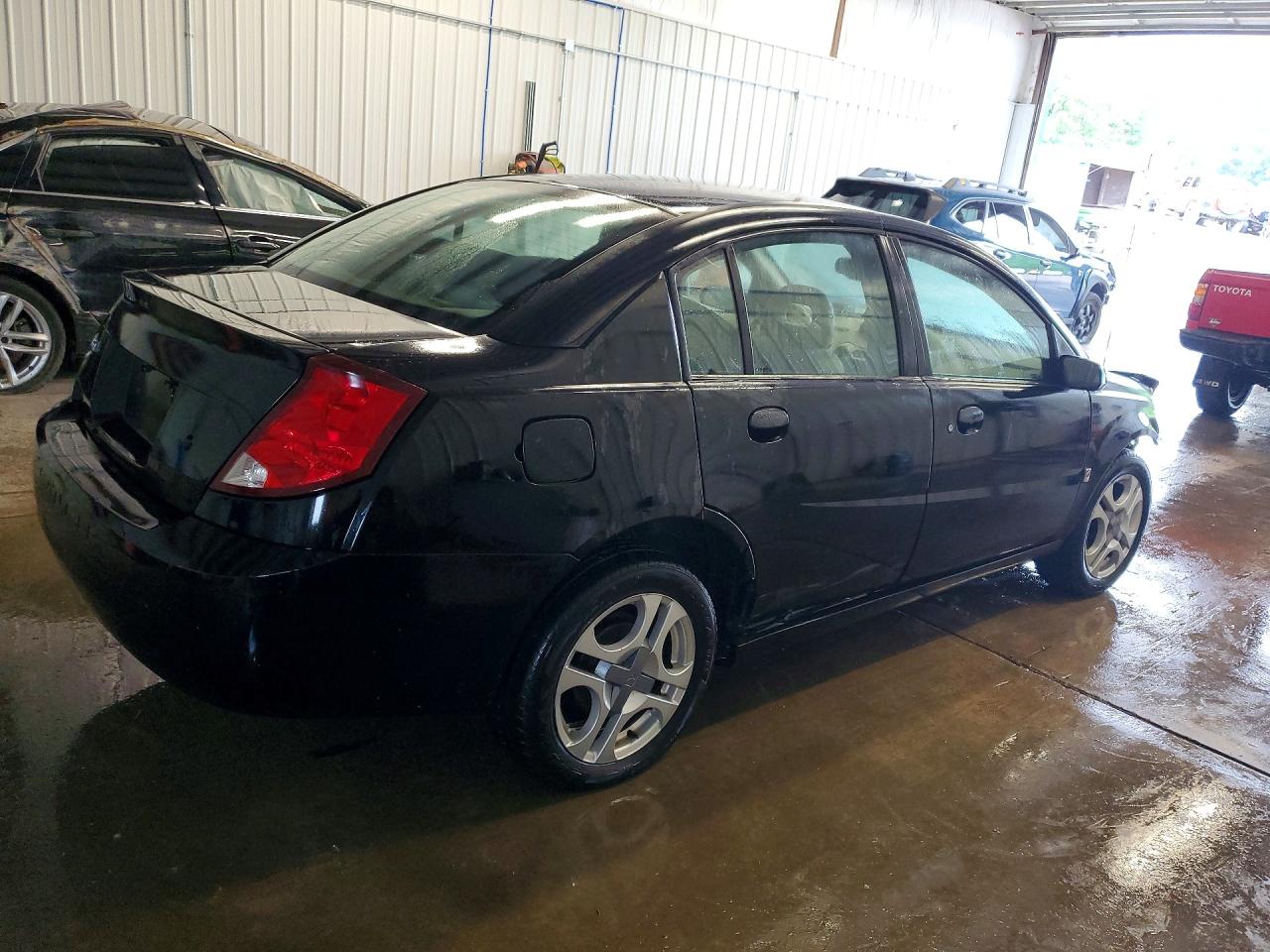 2004 SATURN ION
