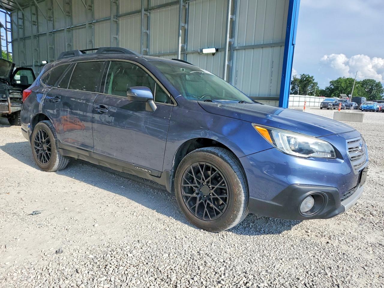2017 SUBARU OUTBACK