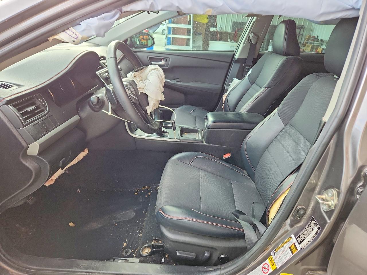 2016 TOYOTA CAMRY