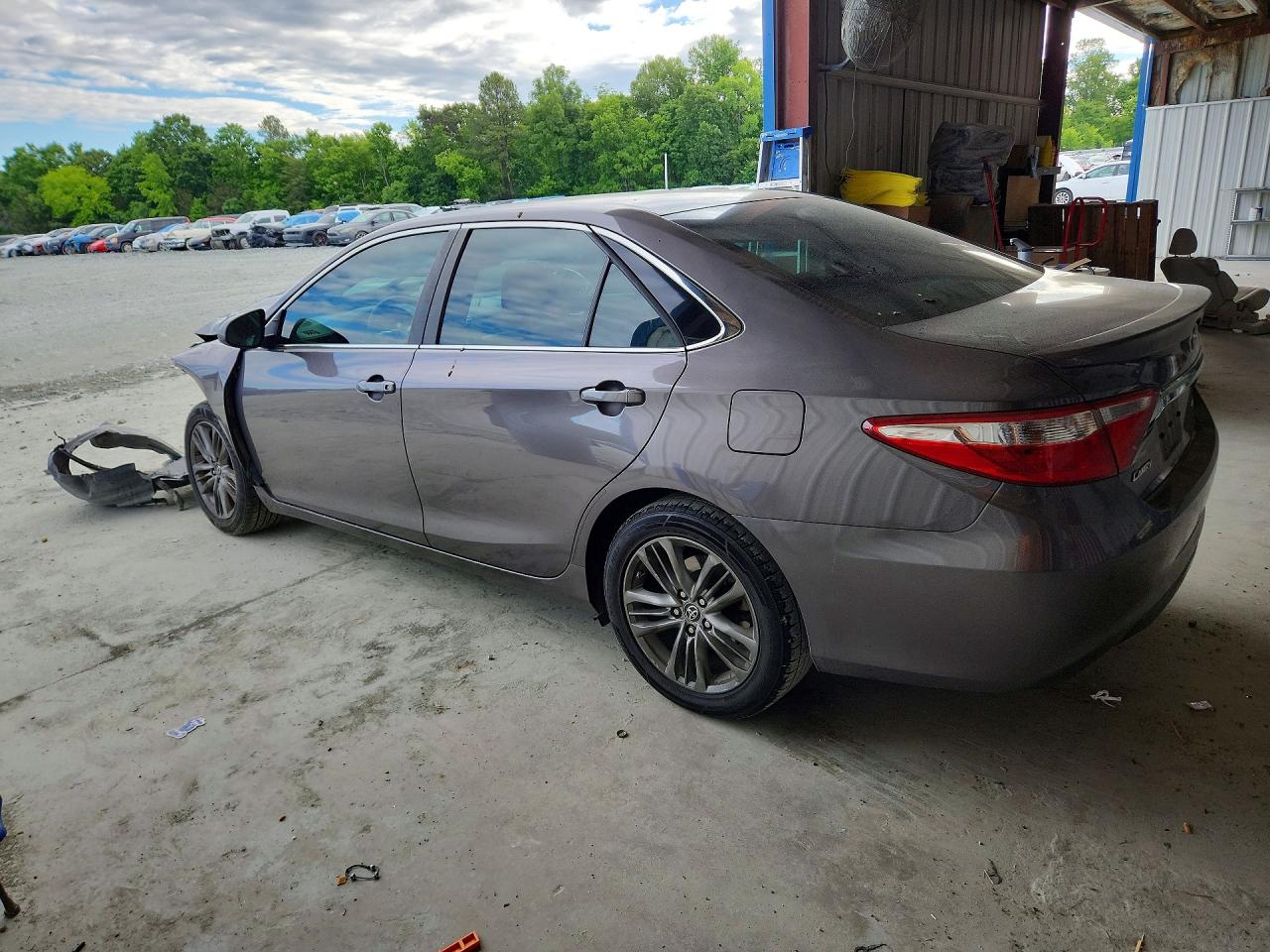 2016 TOYOTA CAMRY