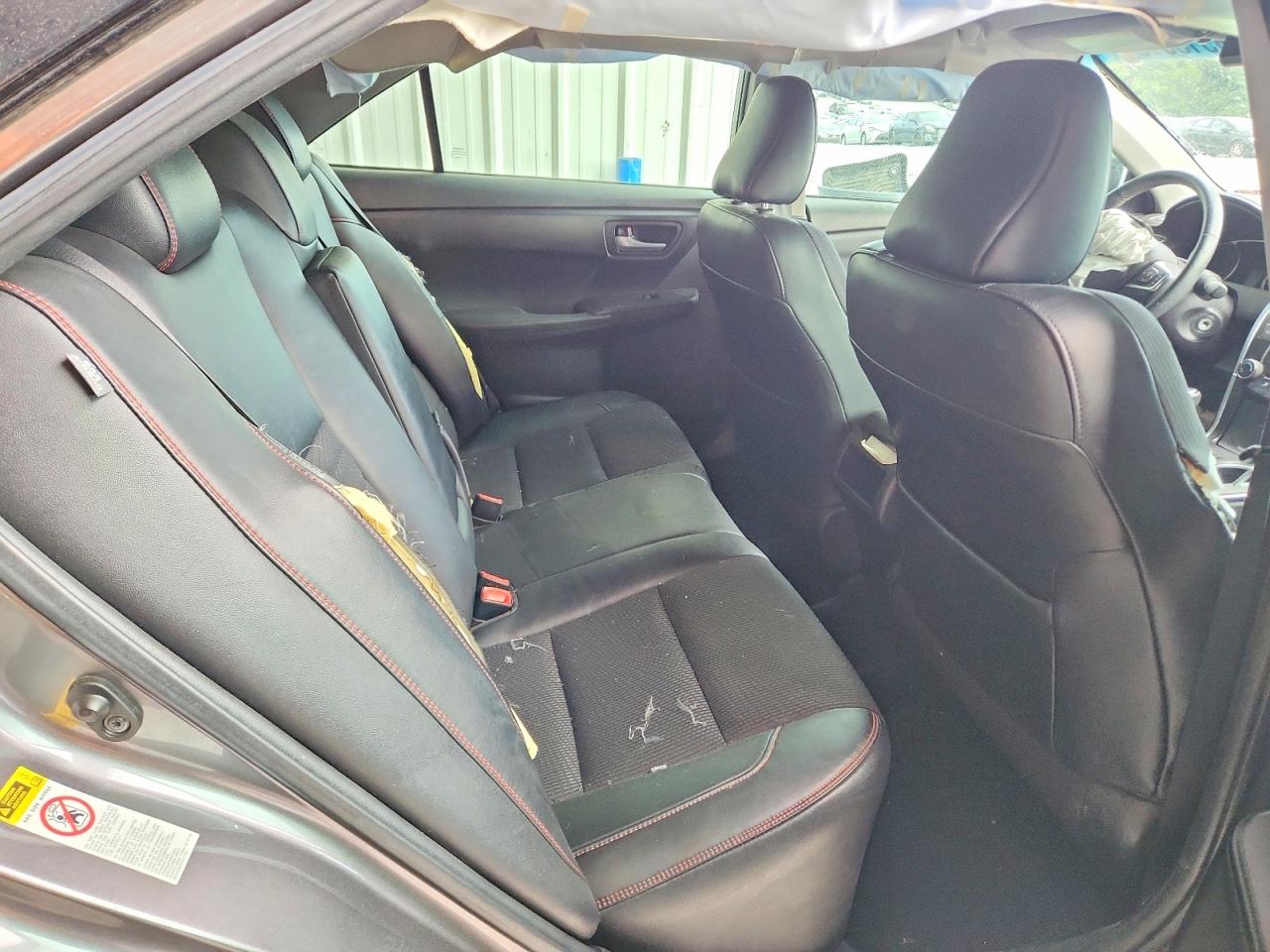2016 TOYOTA CAMRY