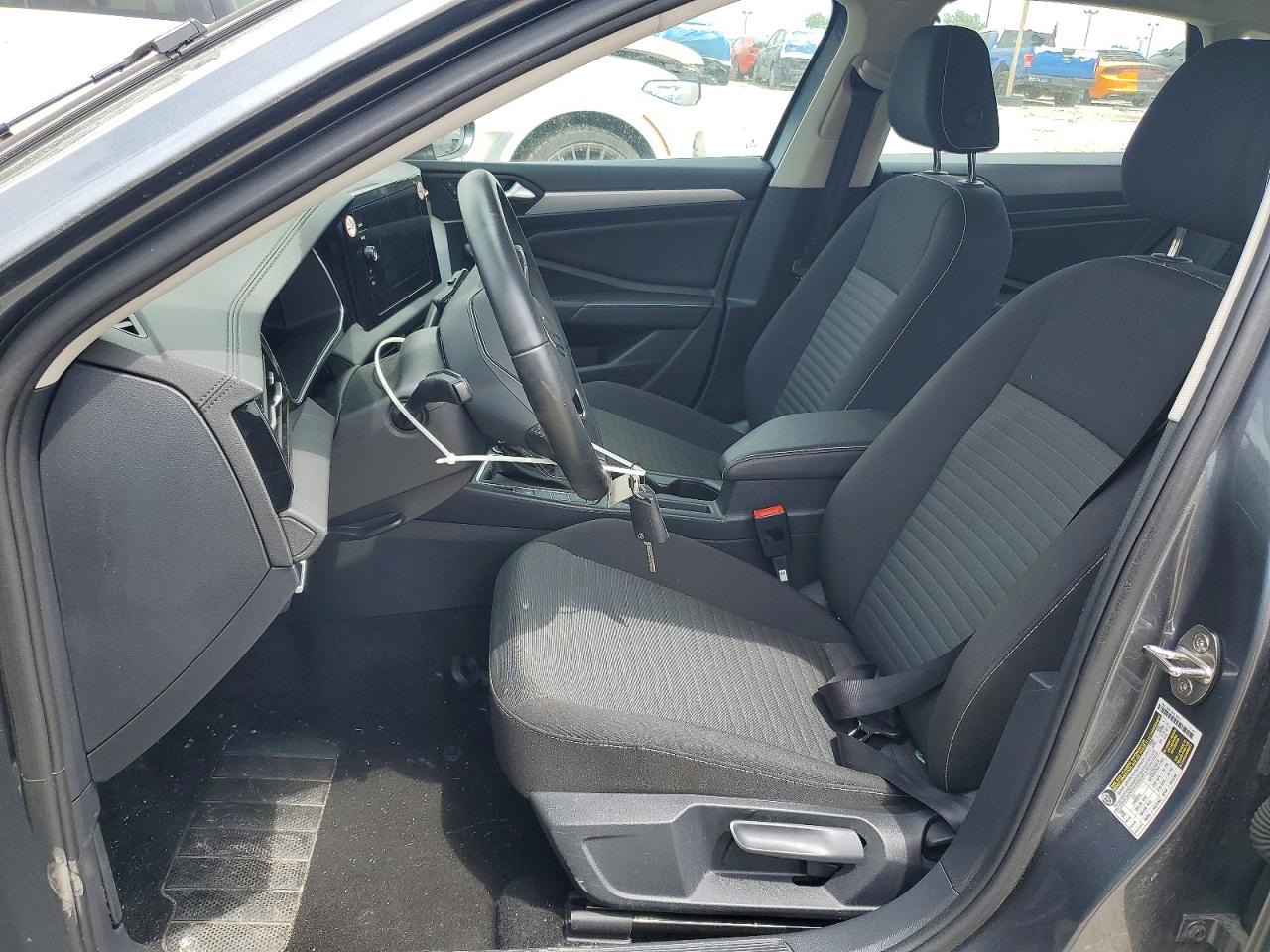2025 VOLKSWAGEN JETTA